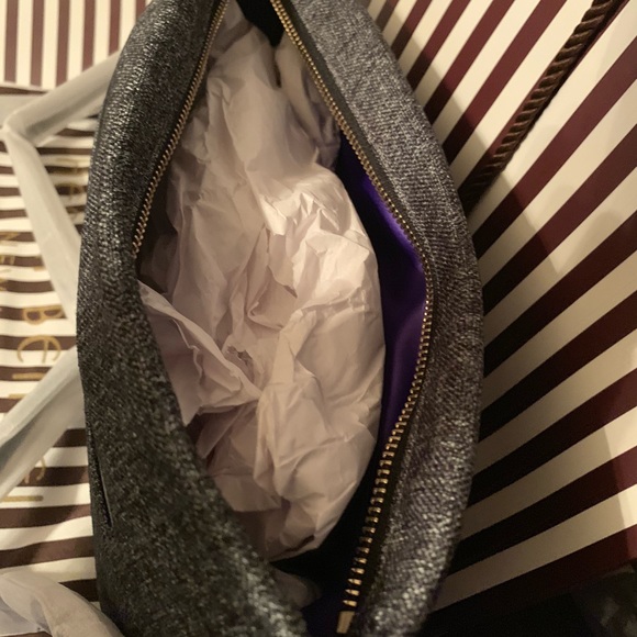 Sold - Picture 3 of 4